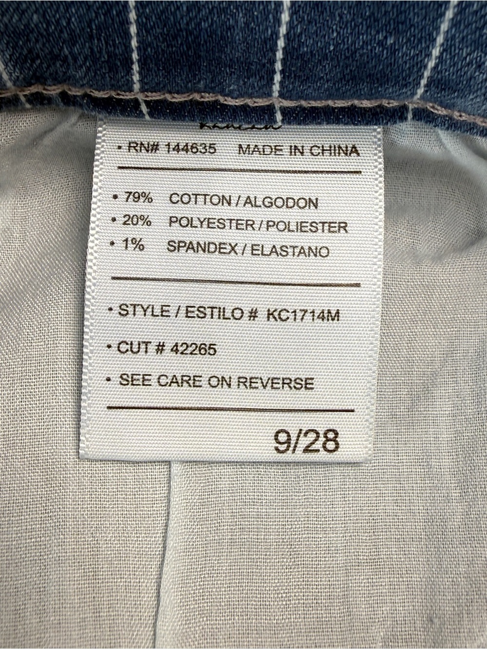 KanCan Pinstripe Flare Jeans Size 9/28 High Rise Blue Denim Bell Bottoms - Picture 10 of 10